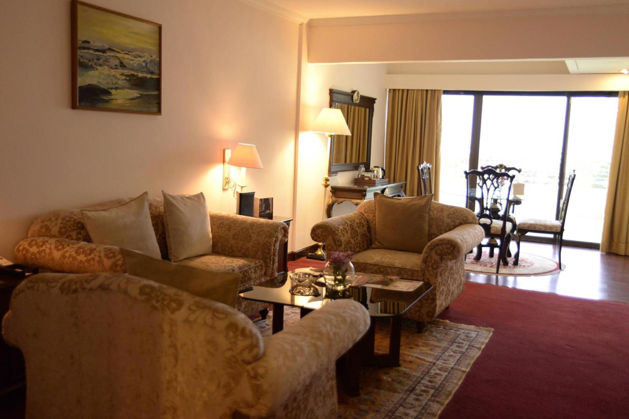 Karachi Marriott Hotel Buitenkant foto